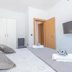 بيت للعطل Beautiful In With Wifi بروداريكا