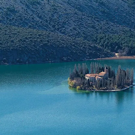 Beautiful In With Wifi Brodarica (Sibenik-Knin)