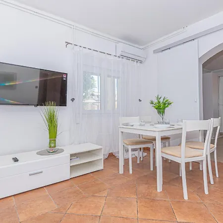 Beautiful In With Wifi