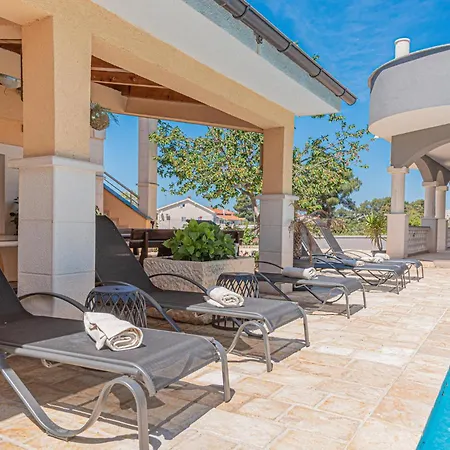 Prázdninový dům Beautiful In With Wifi Brodarica (Sibenik-Knin)