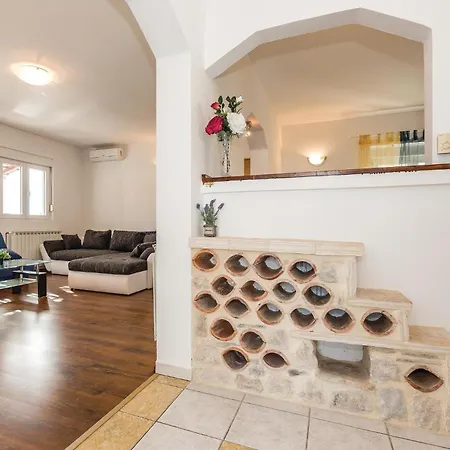 Beautiful In With Wifi * Brodarica (Sibenik-Knin)