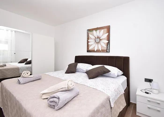 Beautiful In With Wifi * Brodarica (Sibenik-Knin)