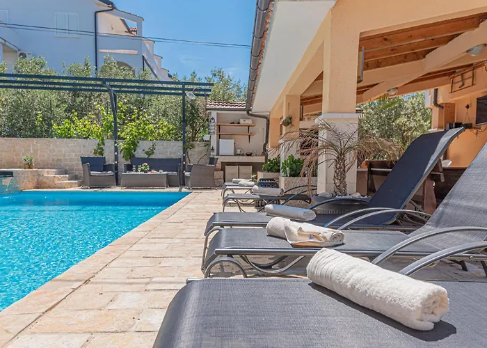 Beautiful In With Wifi Brodarica (Sibenik-Knin)