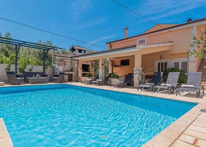 Beautiful In With Wifi Holiday home